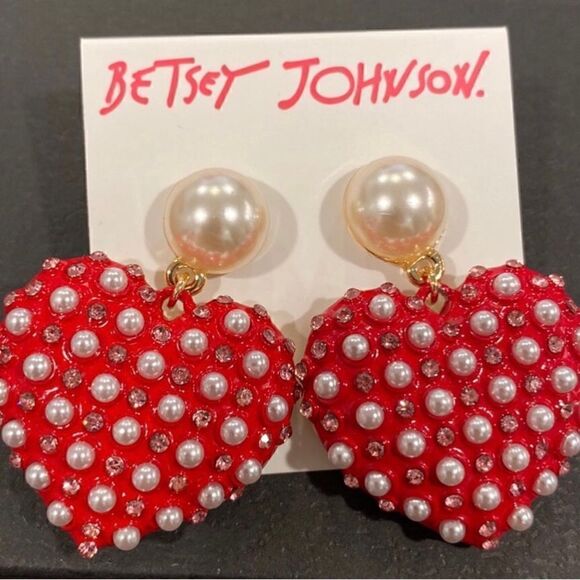 ♥️ Betsey Johnson drop dangle red embellished heart earrings ♥️ - Picture 1 of 3